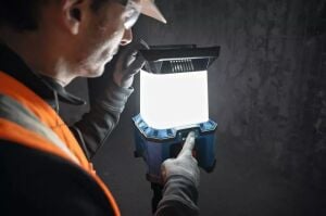 Bosch GLA 18V-H 7500 Lümen LED Akülü Çalışma Lambası (Solo) 06014A5001