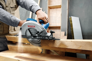 Bosch GKS 235 Turbo Daire Testere Makinesi 06015A2001