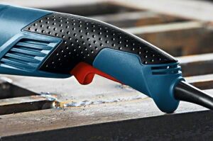 Bosch GWS 18-150 L 1800W Avuç Taşlama Makinesi 06017A5000