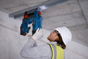 Bosch GNB 18V-38 Çift Akülü Çivi Çakma Tabancası 2 x 4 Ah