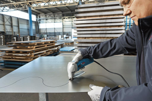 Bosch GSC 75-16 Makaslı Metal Sac Kesme Makinesi 0601500500