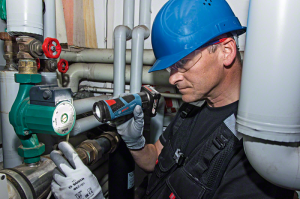 Bosch GLI 12V-80 12 Volt El Lambası (Akü ve sarj yoktur) 0601437V00