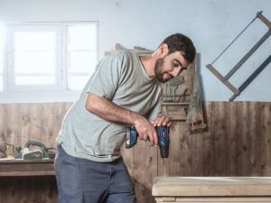 Bosch GSR 180-LI (2x2.0Ah) Akülü Vidalama Makinesi 06019F810A