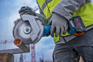 Bosch GWS 18V-180 P 1x5,5 Ah ProCORE Akülü Taşlama 180mm Bez Çantalı