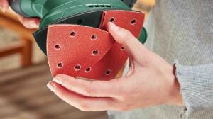 Bosch UniversalSander 18V-10 Çok Amaçlı Zımpara (Akü ve Şarj Yoktur) 06033E3100