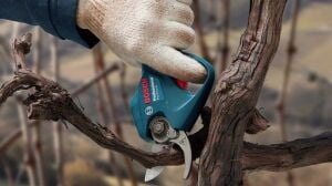 Bosch Pro Pruner Akülü Bahçe-Dal Kesme Makası (Akü ve Şarj Yoktur) 06019K1020