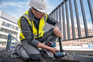 Bosch GSB 18V-150 C 1x5,5 Ah Expert Akülü Darbeli Matkap ve Vidalama