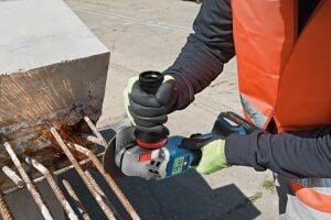 Bosch GWS 18V-15 SC 1x5,5 Ah Expert Akülü 125 mm Taşlama Makinesi