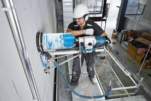 Bosch 28mm Beton İçin 1/2'' Girişli Sulu Elmas Karot Ucu 2608601733