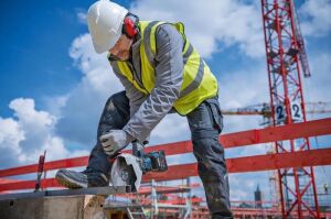 Bosch GWS 18V-180 P 1x8,0 Ah Expert Akülü 180 mm Büyük Taşlama Makinesi