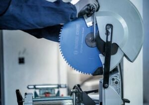 Bosch Paslanmaz Çelik 305*25,4mm 80 Diş Expert Daire Testere Bıçağı 2608644284