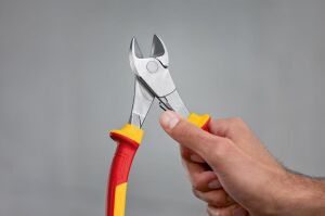 Bosch 200 mm Ağır Hizmet İzoleli Yan Keski VDE Yaylı 1600A02NE2