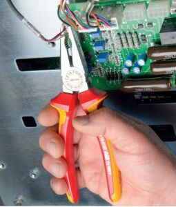 Ceta Form 140 mm 1000 volt VDE İzoleli Yan Keski G12-18-0140