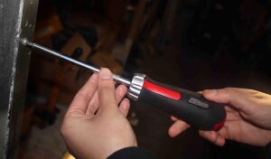 Ceta Form T90 Cırcırlı Depolu Bits Tornavida 1/4X250 mm F26/RDF90