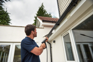 Bosch Universal Aquatak 135 Basınçlı Yıkama Makinesi 06008A7C00