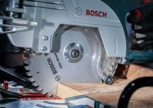 Bosch Pro 254x30 mm 24 Diş Ahşap Daire Testere 2608640434