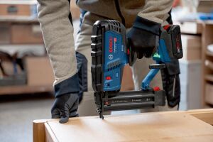 Bosch GNH 18V-50 M Akülü Tel Çivi Çakma Tabancası (Solo) 0601482400