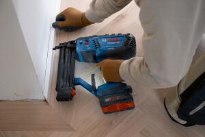 Bosch GNH 18V-50 M Akülü Tel Çivi Çakma Tabancası (Solo) 0601482400