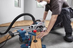 Bosch GCM 305-216 S 1300 W 216 mm Gönye Kesme Makinesi 0601B61000