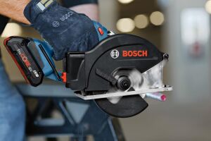 Bosch GKM 18V-50 1X4 Ah Procore Akülü Daire Testere Bez Çantalı