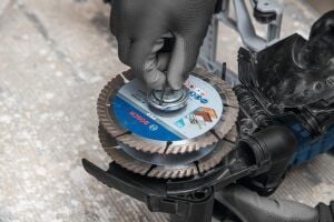Bosch GNF 18V-40 18V Akülü Kanal Açma Makinesi (Solo) 06016C5000