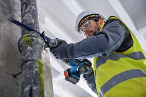 Bosch GSA 185-LI 1x4 Ah ProCORE Akülü Panter Testere Bez Çantalı