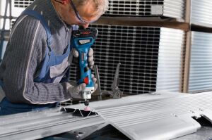 Bosch GGS 18V-20 1x4 Ah ProCORE Akülü Kalıpçı Taşlama Bez Çantalı