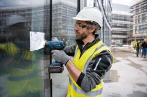 Bosch GHG 18V-50 1x4 Ah ProCORE Akülü Sıcak Hava Tabancası Bez Çantalı
