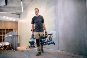 Bosch GCM 18V-216 DC Akülü Gönye Kesme Makinesi (Akü ve şarj yoktur) 0601B47000