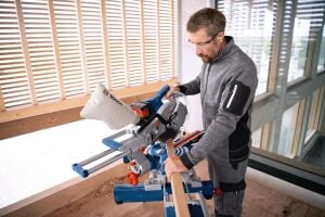 Bosch GCM 18V-254 D 1x8 Ah Procore 18V+ Akülü Gönye Kesme Bez Çantalı