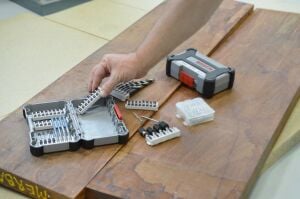 Bosch Pick and Click Boş Bits Uç Kutusu Orta Boy (M) 2608522362