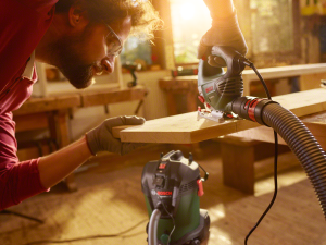 Bosch UniversalVac 15 Elektrikli Süpürge 06033D1100