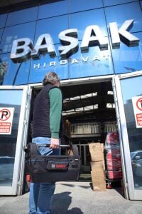Bosch Profesyonel GWT 20 Omuz Askılı Açık Alet Çantası 1600A025L6