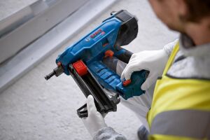 Bosch GNB 18V-38 1x4 Ah Procore Akülü Beton Çivi Çakma Tabancası