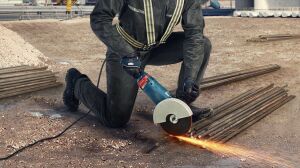 Bosch GWS 24-230 P Büyük Taşlama Makinesi 06018C3101