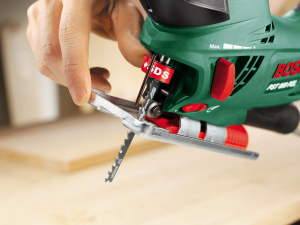 Bosch PST 800 PEL Pandüllü Dekupaj Testeresi 06033A0100