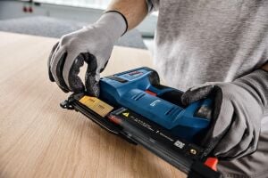 Bosch GNH 18V-35 Akülü Tel Çivi Çakma Tabancası (Solo) 0601482700