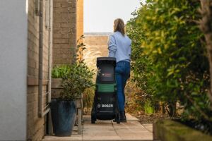 Bosch U.Shredder 2X18V-25 2x4 Ah Akülü Dal Öğütme 06008E0000