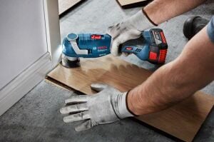 Bosch GOP 18V-34 1x4Ah Akülü Çok Amaçlı Kesici Makine 16 Parça Aksesuarlı