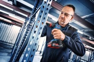 Bosch Expert EXDX18V-210 1/4''-1/2'' Akülü Darbeli Vidalama ve Somun Mak. Solo 06019J0400