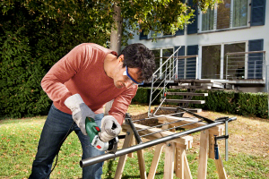 Bosch PWS 700-115 Avuç Taşlama Makinesi (115mm) 06033A240A