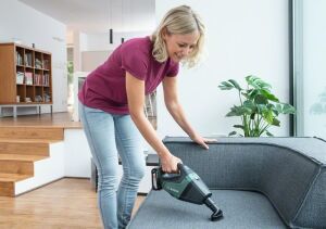Bosch UniversalVac 18 Baretool (Akü ve Sarj Yoktur)  06033B9100