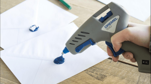 DREMEL 930 -8 Sıcak Silikon Tabancası F0130930JA