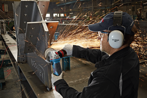 Bosch GWS 19-125 CIST Avuç Taşlama Makinesi 060179S002
