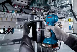 Bosch ISR 18V-30 PHX Endüstriyel 1x4 Ah proCORE Akülü Vidalama Bez Çantalı