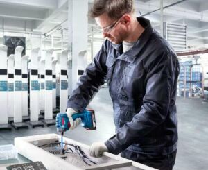 Bosch ISR 18V-30 PHX Endüstriyel 1x4 Ah proCORE Akülü Vidalama Bez Çantalı