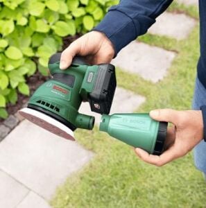 Bosch Universal Orbit 18V-20 Akülü Zımpara (Akü ve Şarj Cihazı Yoktur) 06033E4100