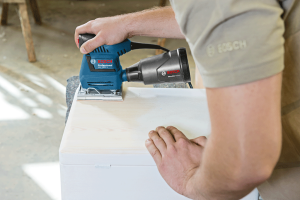 Bosch GSS 140-1 A Titreşimli Zımpara Makinesi 06012A2100